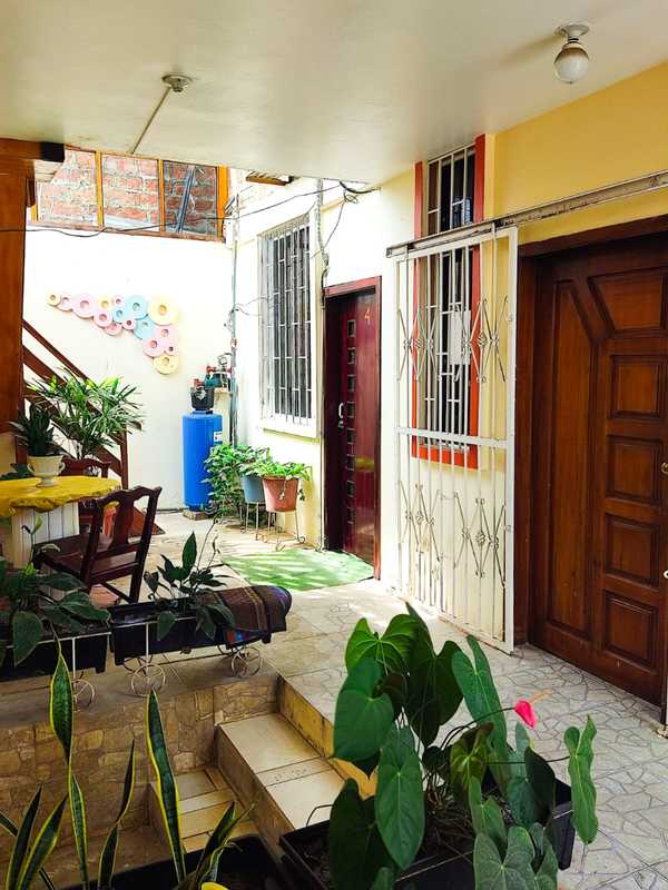 casa en venta con garaje.jpeg